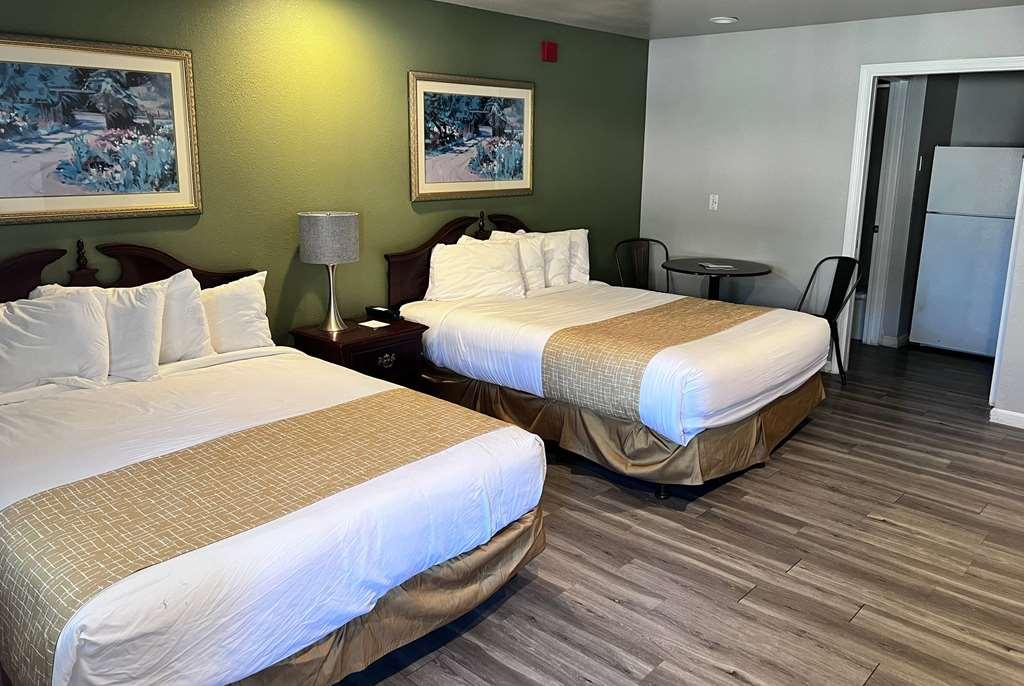 Travelodge By Wyndham Redding Ca Δωμάτιο φωτογραφία