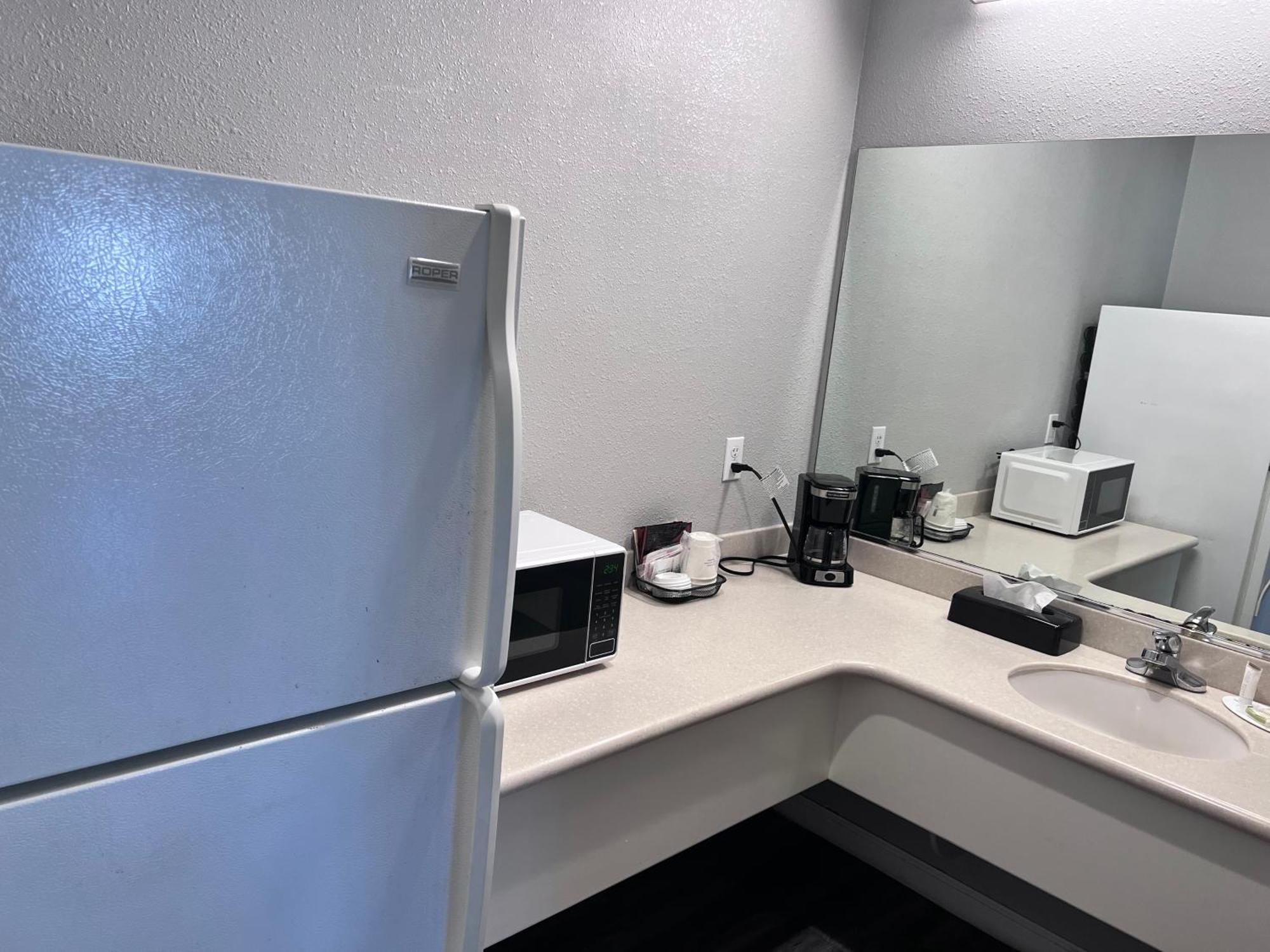Travelodge By Wyndham Redding Ca Εξωτερικό φωτογραφία