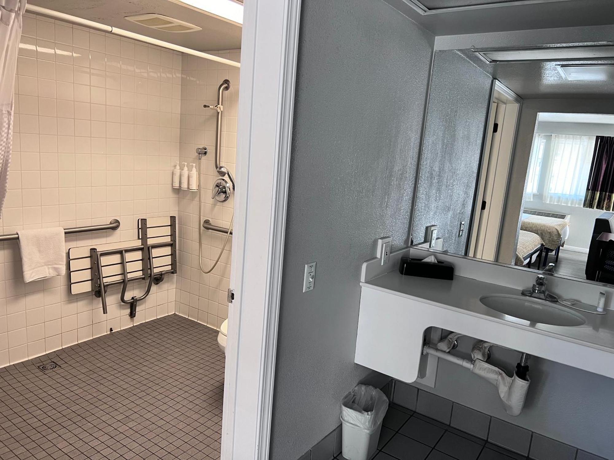 Travelodge By Wyndham Redding Ca Εξωτερικό φωτογραφία